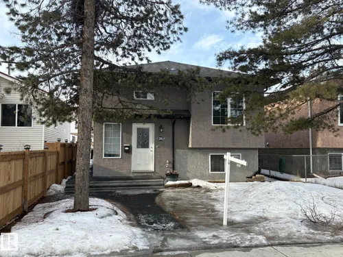 12026 91 ST NW, Edmonton - $459,999