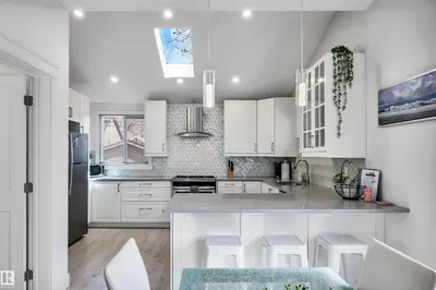 Interior photo 4 of 11531 97 ST NW