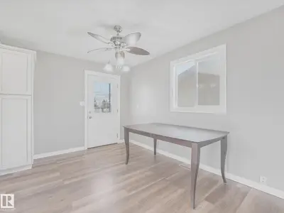 Interior photo 3 of 32 Manor DR