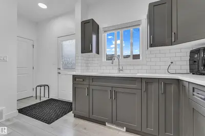 Interior photo 4 of 3016 4 ST NW