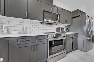 Interior photo 3 of 3016 4 ST NW