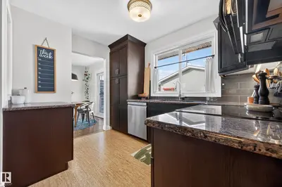 Interior photo 3 of 10740 44 ST NW