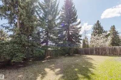 Interior photo 1 of 10423 35 AV NW