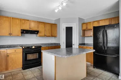 Interior photo 2 of 4316 151 AV NW