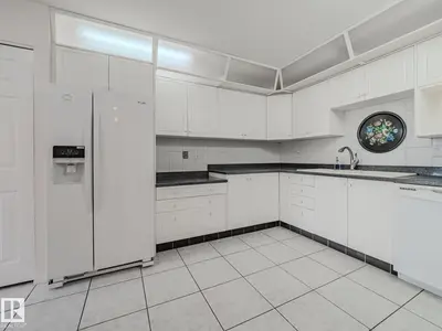 Interior photo 4 of #1403 10160 115 ST NW