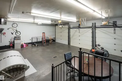 Interior photo 2 of 21 Power DR