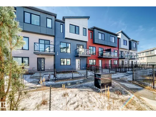 #82 11910 35 AV SW, Edmonton - $395,000