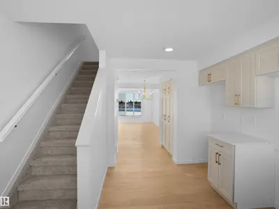 Interior photo 3 of 3-1205 Keswick DR SW