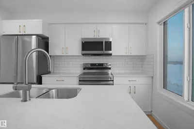 Interior photo 3 of 3-1211 Keswick DR SW