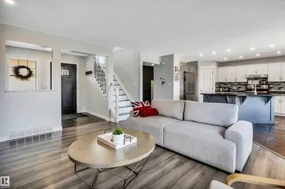 Interior photo 2 of 96 Bonin CR