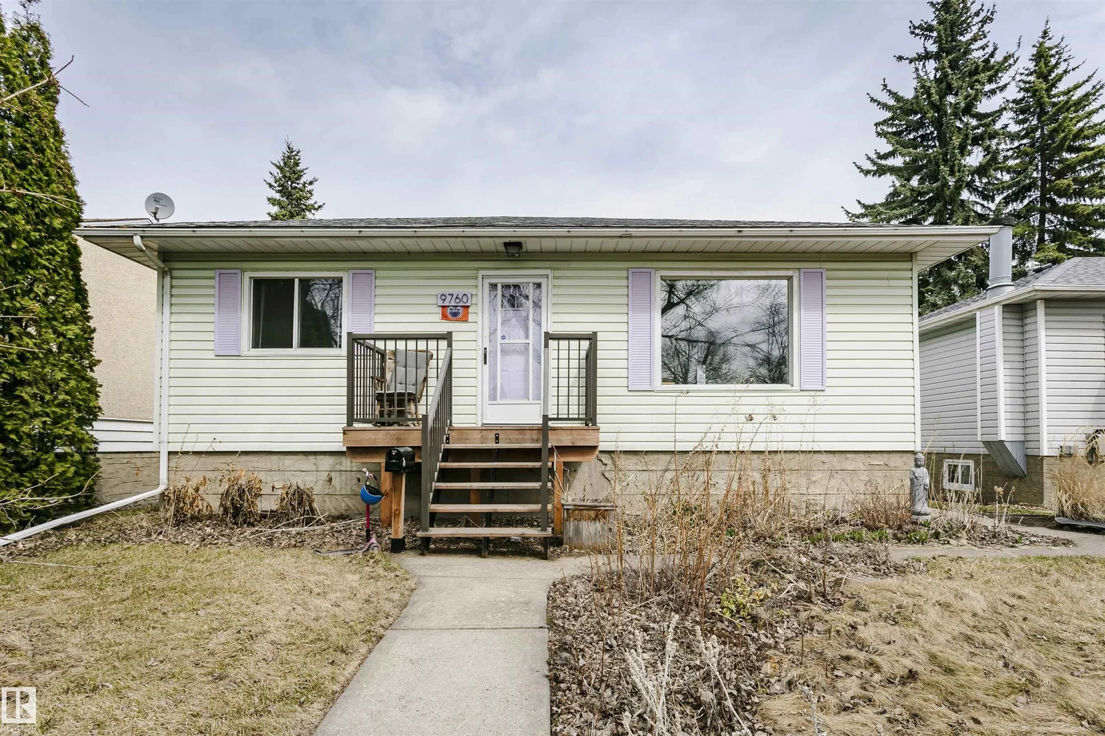 9760 64 AV NW, Edmonton - 2 bedroom Detached Single Family for sale