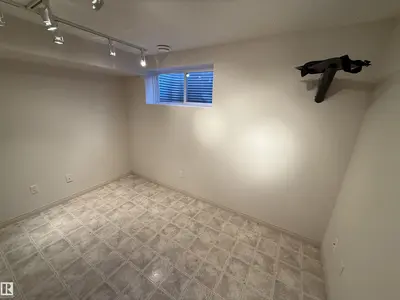 Interior photo 2 of #14 330 GALBRAITH CL NW