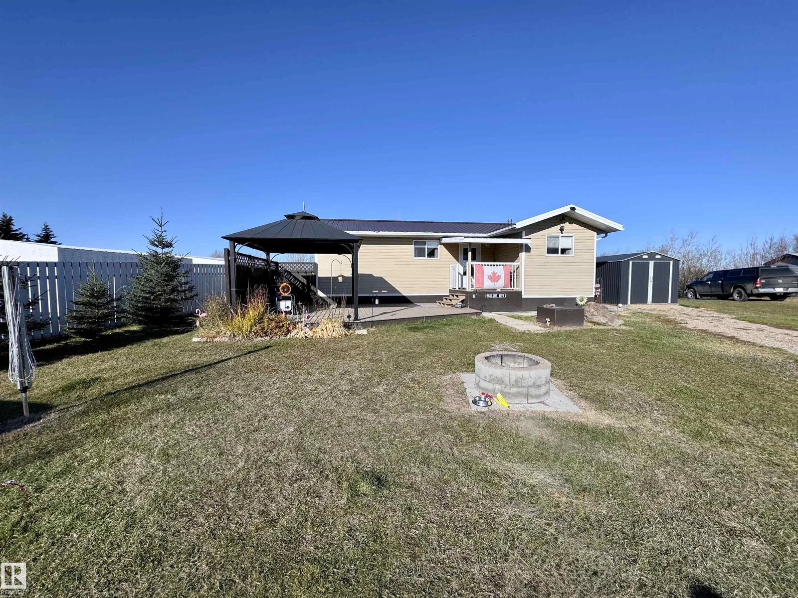 270 57201 RR 102, Rural St. Paul County - 1 bedroom Detached Single Family for sale