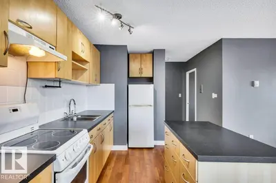 Interior photo 4 of #403 10021 116 ST NW