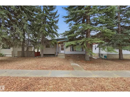 11211 77 AV NW, Edmonton - $650,000