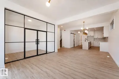 Interior photo 4 of 12 GABLE CM