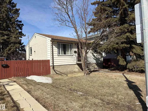 10916 151 ST NW, Edmonton - $299,000