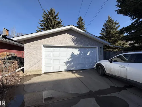 8734 117 ST NW, Edmonton - $925,000