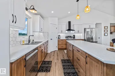 Interior photo 2 of 59351 Range Road 155