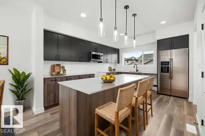 Interior photo 2 of 335 Sunland WY