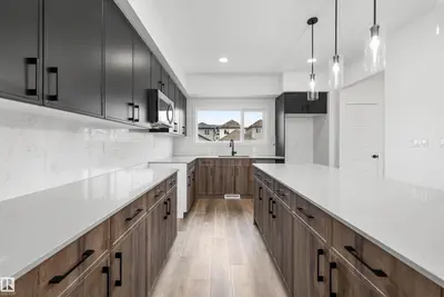 Interior photo 4 of 335 Sunland WY