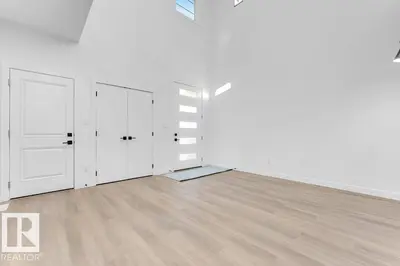 Interior photo 1 of 6032 19 ST NE