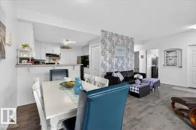 Interior photo 1 of #17 1179 SUMMERSIDE DR SW