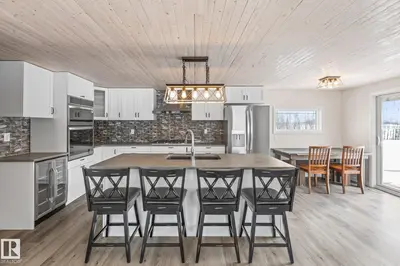 Interior photo 3 of 650003 RGE ROAD 214
