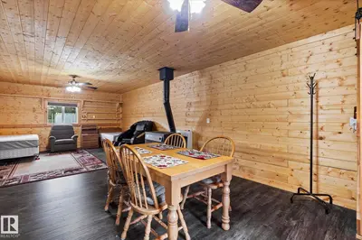 Interior photo 2 of 60024 TWP ROAD 620A