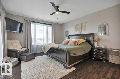 Interior photo 4 of 3809 69A Street CL