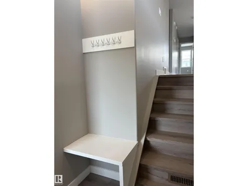 7413 44 AV, Camrose - $399,900