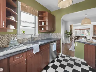 Interior photo 3 of 9808 90 AV NW