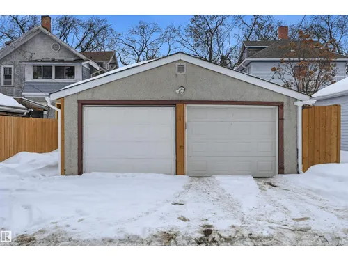 9848 87 AV NW, Edmonton - $524,800
