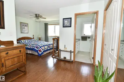 Interior photo 2 of 474073 RGE ROAD 242