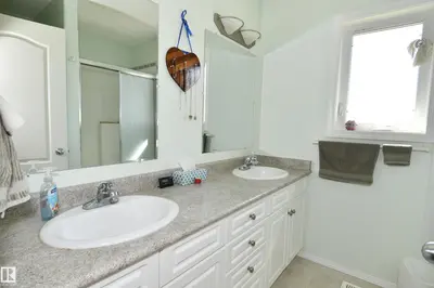 Interior photo 4 of 474073 RGE ROAD 242
