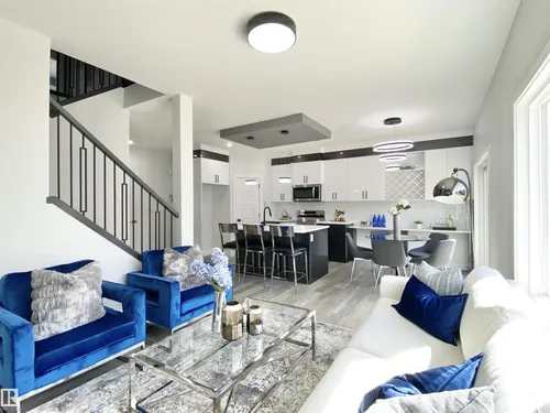 19619 29 AV NW, Edmonton - $559,900