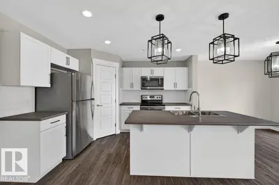 Interior photo 3 of 1363 ADAMSON DR SW