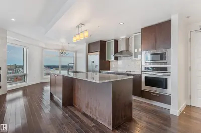 Interior photo 2 of #1901 10388 105 ST NW