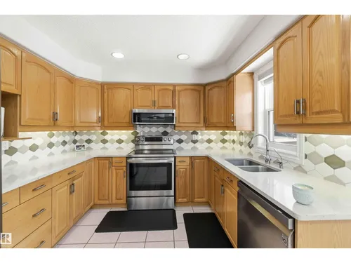 1324 116 ST NW, Edmonton - $659,000