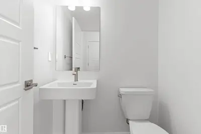 Interior photo 2 of 1056 14 AV NW