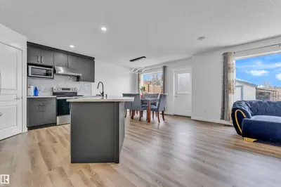Interior photo 4 of 88 BONIN