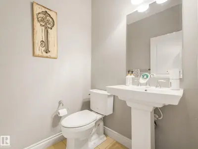Interior photo 3 of 932 Summerside LI SW