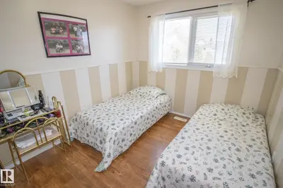 Interior photo 4 of 4417 46A ST