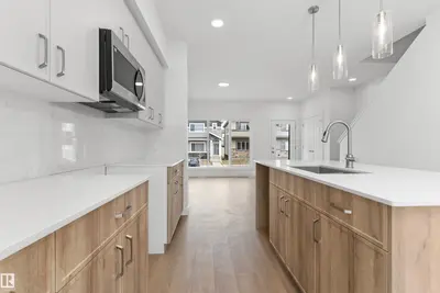 Interior photo 4 of 6265 175A AV NW