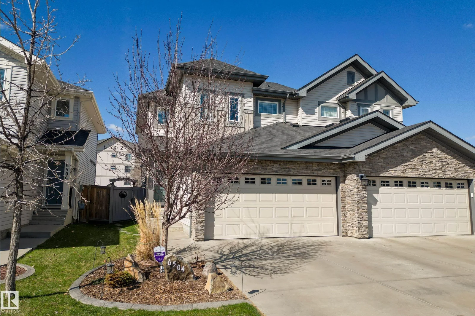 6504 59 AV, Beaumont - 4 bedroom Duplex for sale