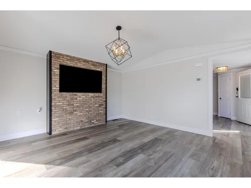 514 Maple Wood CR NW, Edmonton - $169,999