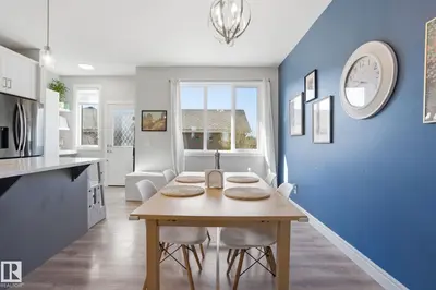 Interior photo 3 of 529 GLENRIDDING RAVINE DR SW