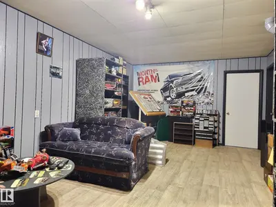 Interior photo 4 of 10317 Highway 29
