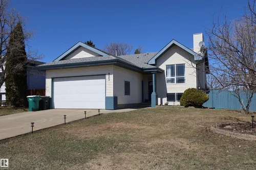 4602 51 AV, Bon Accord - $399,900