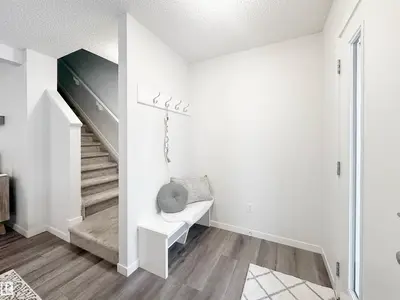 Interior photo 1 of 1270 ROSENTHAL BV NW